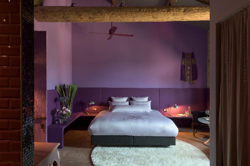 Chateau & Village Castigno - Wine & Hotel